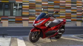 honda-pcx-2.webp honda-pcx-2.webp
